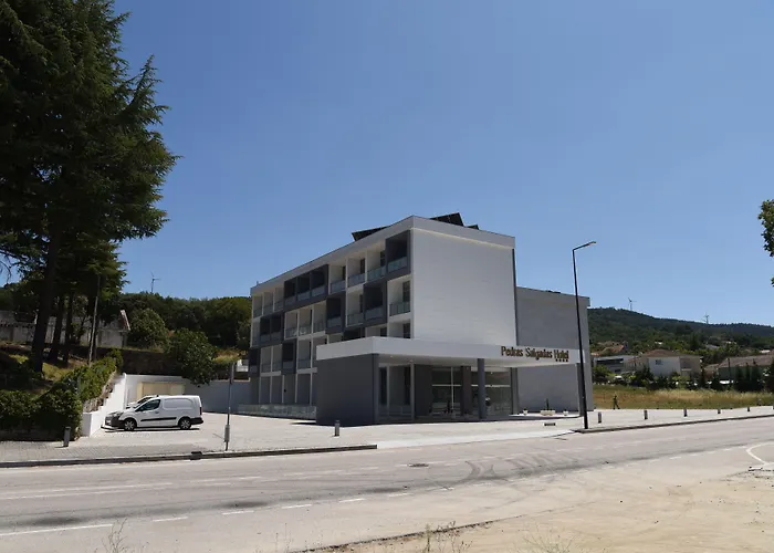 Hotel Pedras Salgadas 4*